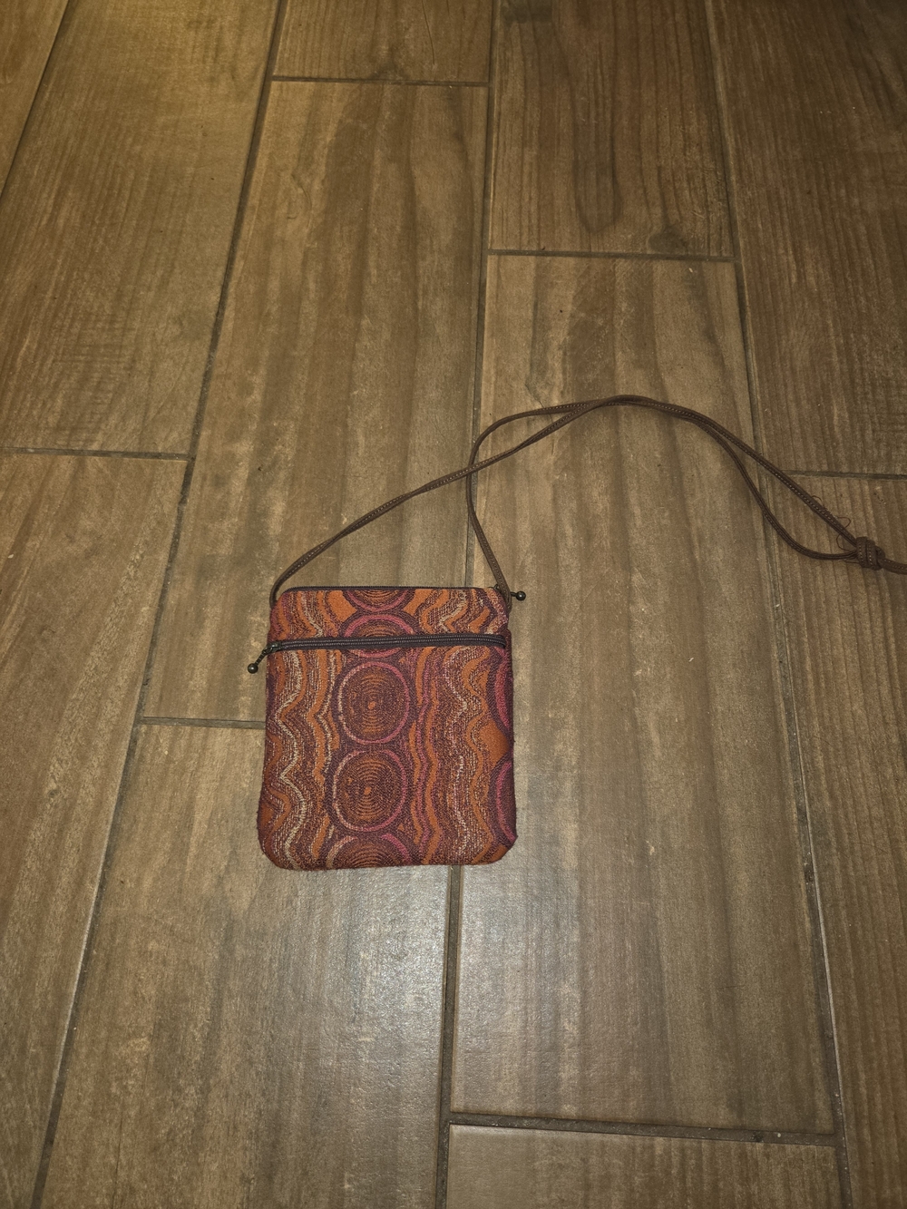 Maruca Woven Circle Pattern Crossbody Bag in Orange and Pink